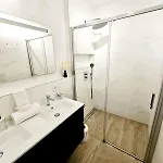 Apartmán Stunning 2 Bedrooms With Private Terrace In
