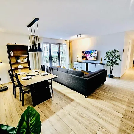 Appartement Stunning 2 Bedrooms With Private Terrace In *