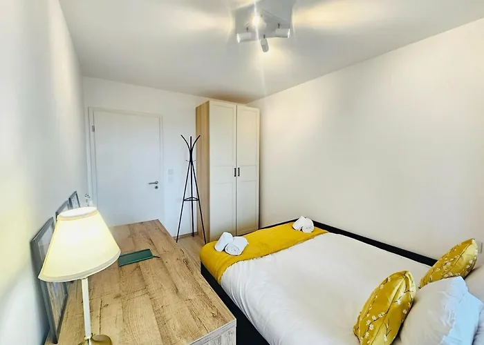 Stunning 2 Bedrooms With Private Terrace In Apartment *