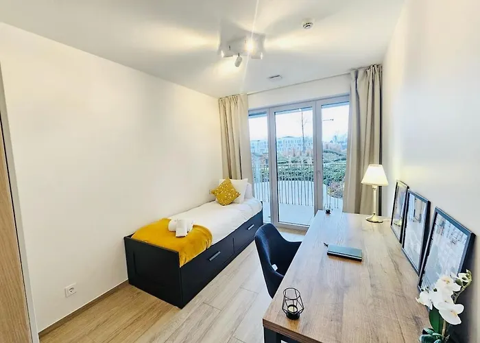 Stunning 2 Bedrooms With Private Terrace In Apartamento