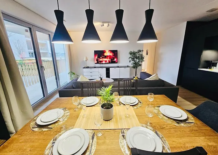 Stunning 2 Bedrooms With Private Terrace In *