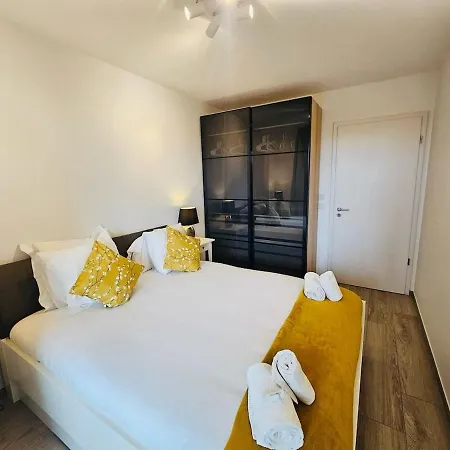 Stunning 2 Bedrooms With Private Terrace In *